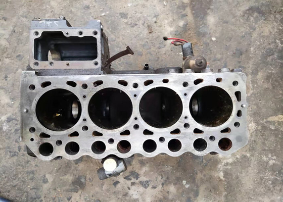 Корпусы двигателя S4L дизельные используемые для водяного охлаждения экскаватора E304
